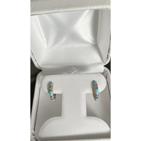 Blue Turquoise Pave Crystal CZ Gold Vermeil 925 Small Huggie Hoops - Picture 1 of 15
